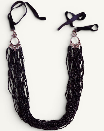 Multi-Strand Necklace “Black Flow”