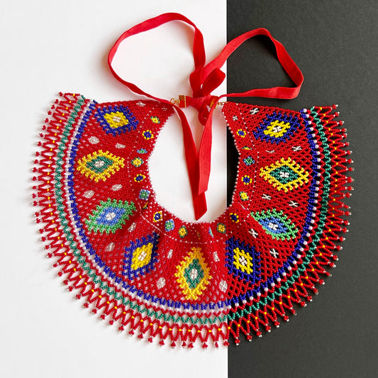 Lemko Heritage sylianka necklace bright red with colored designs