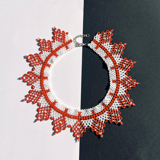 Rose Necklace beaded sylianka in red and white beads with metal clasp