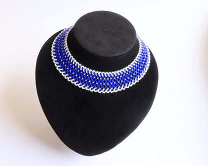 Comely UA blue and white beaded choker necklace with a diamond pattern, made of Czech seed beads and nylon thread.