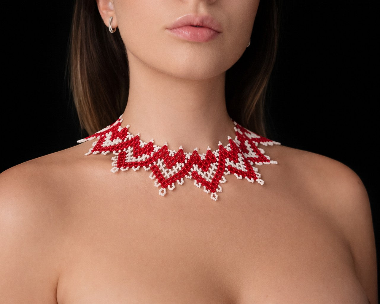 Comely UA red and white zigzag beaded silyanka necklace with velvet ribbon ties, inspired by winter sun.